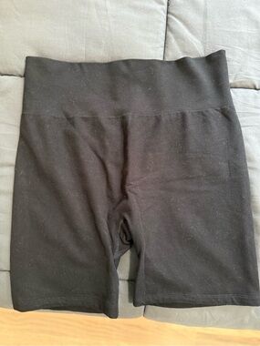 Kindred Bravely Women’s Maternity High-Waist Black Bike Shorts